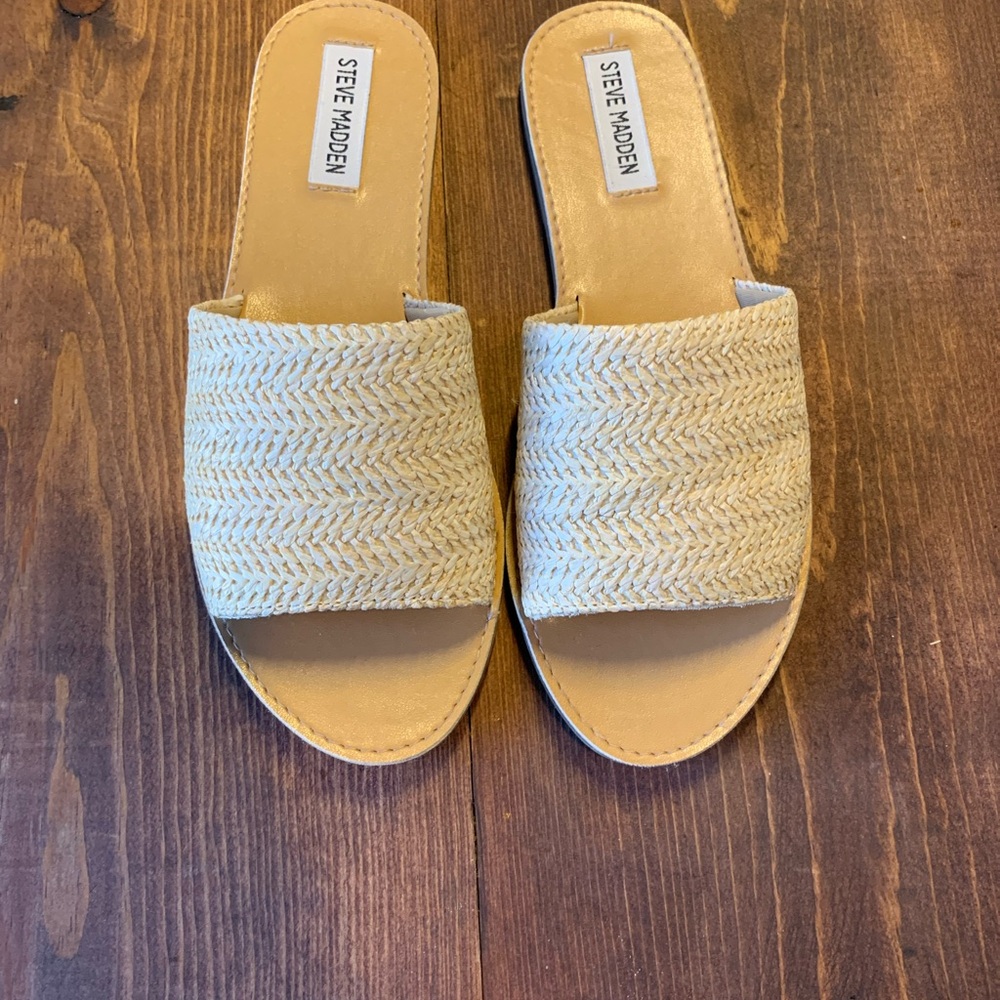 Steve Madden Women's Cream Slide Sandals